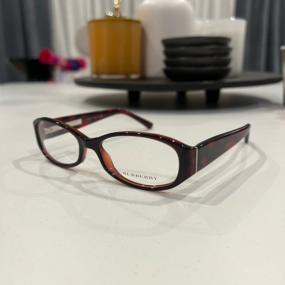 Burberry eyeglasses - Picture 1 of 8